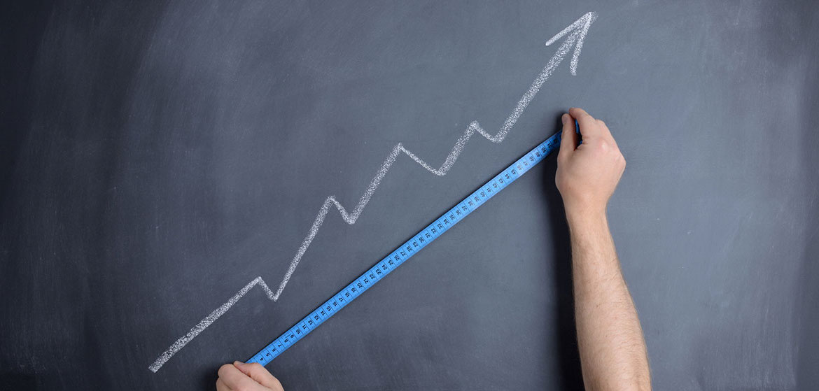 Suorituskykymittarit ja testaus